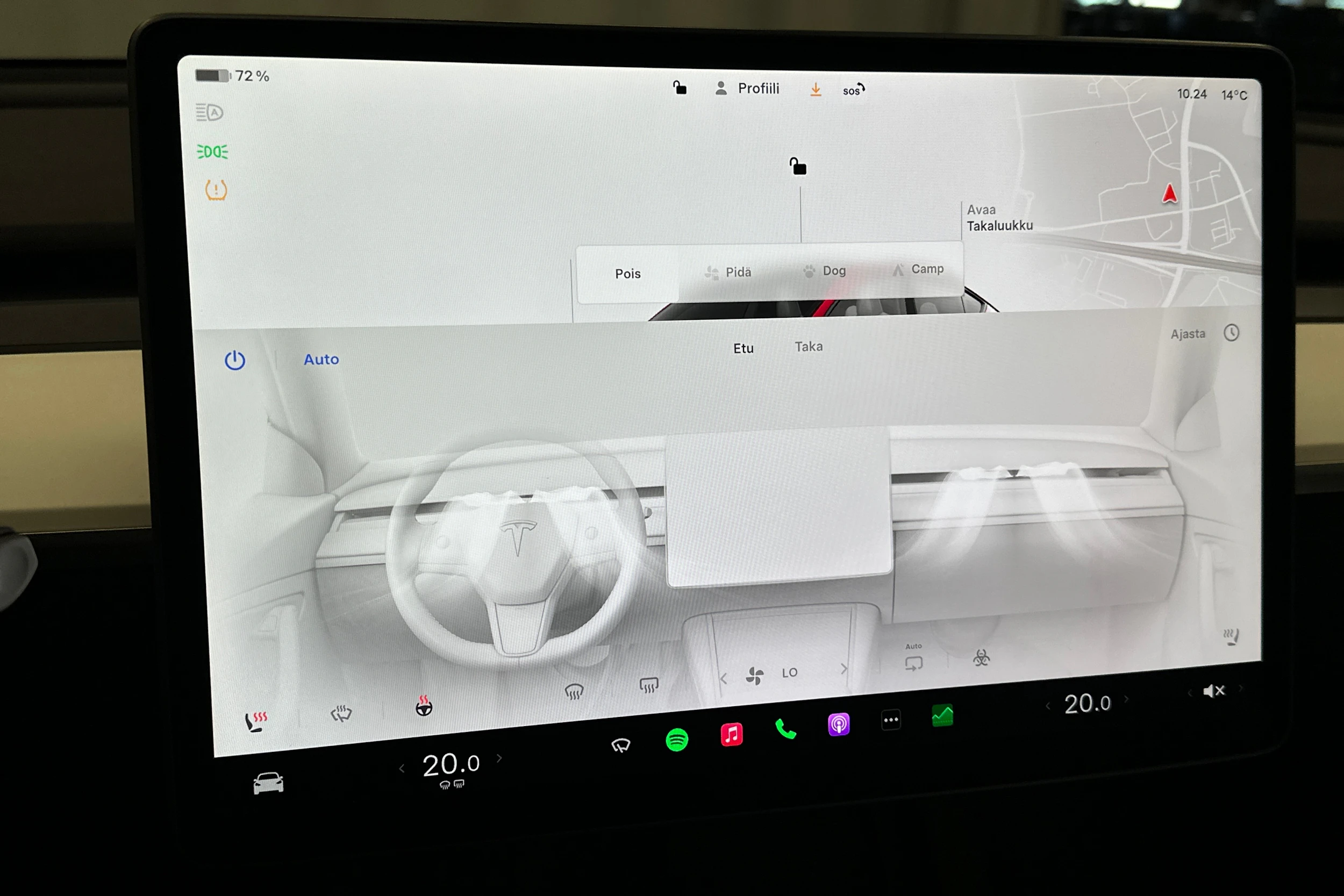 punainen Tesla Model Y 2024 kuva 30.