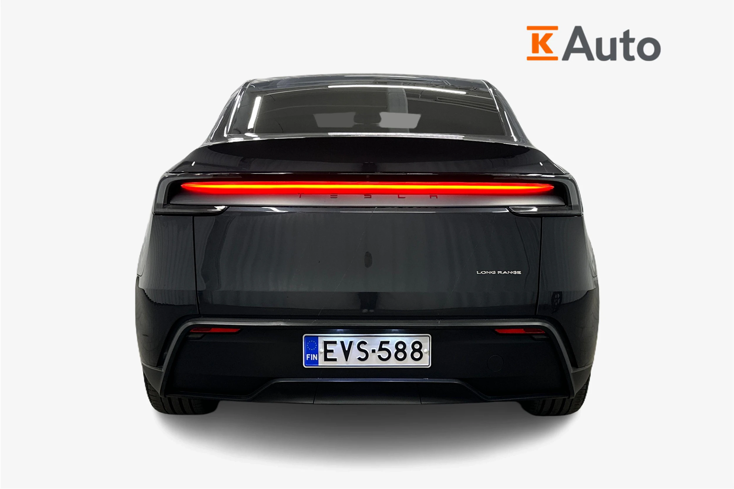 harmaa Tesla Model Y 2025 kuva 3.