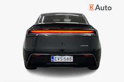 harmaa Tesla Model Y 2025 kuva 3.