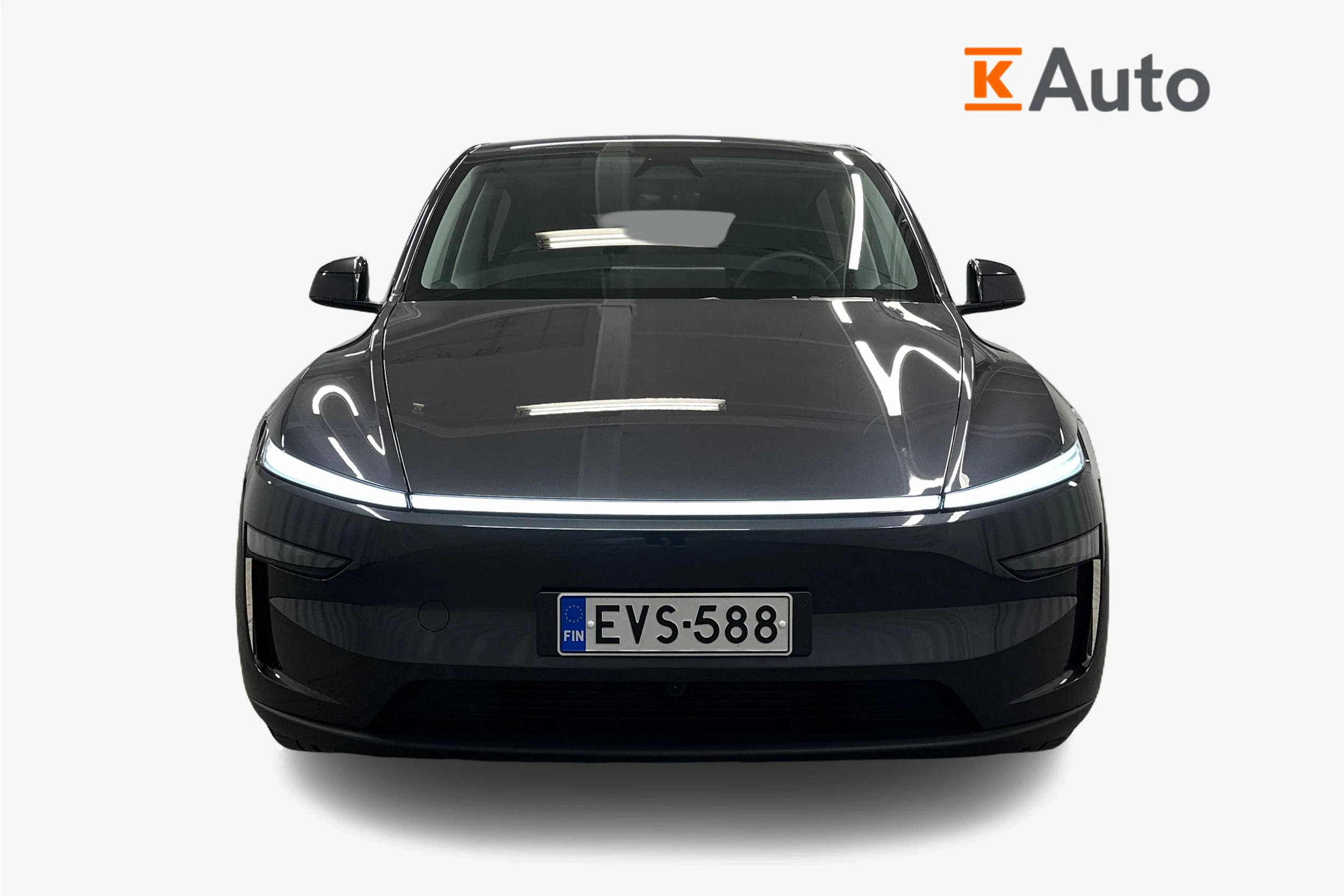 harmaa Tesla Model Y 2025 kuva 4.