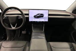 harmaa Tesla Model Y 2025 kuva 7.