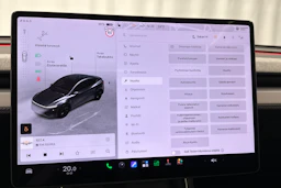harmaa Tesla Model Y 2025 kuva 22.