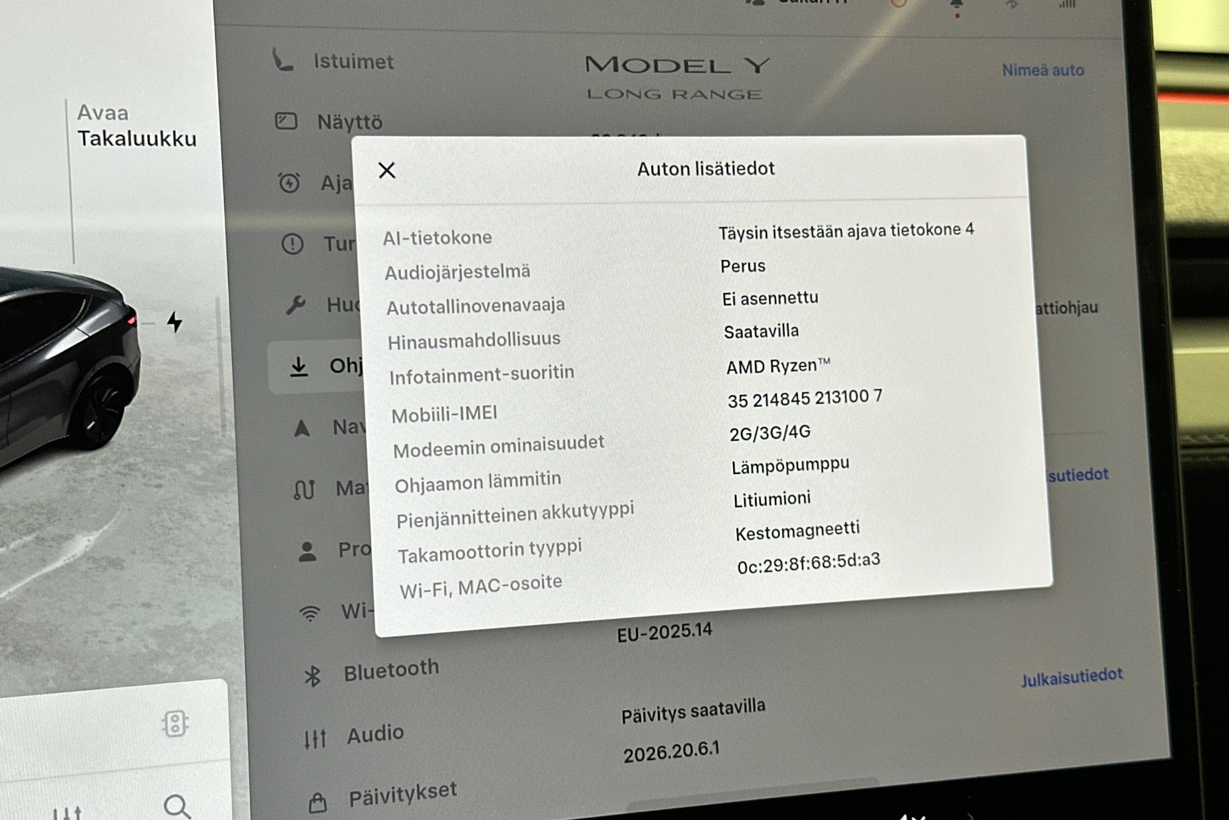 harmaa Tesla Model Y 2025 kuva 24.