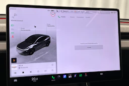 harmaa Tesla Model Y 2025 kuva 29.