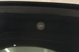 harmaa Tesla Model Y 2025 kuva 40.