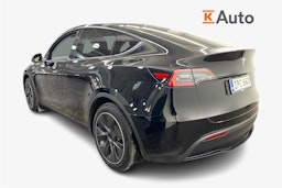 musta Tesla Model Y 2025 kuva 2.