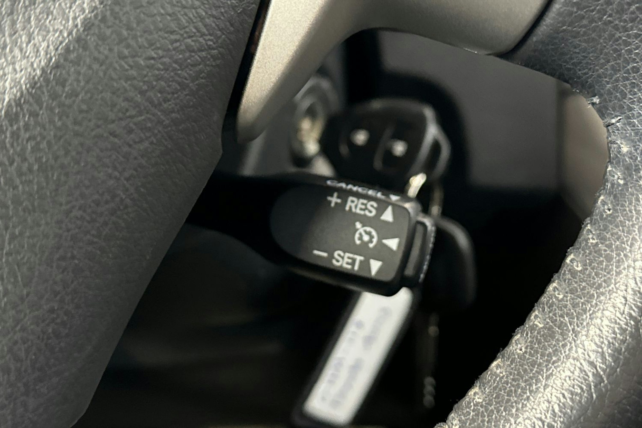 punainen Toyota Auris 2007 kuva 16.