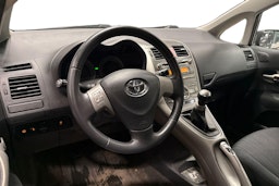 harmaa Toyota Auris 2008 kuva 3.