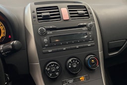 Sininen Toyota Auris 2008 kuva 17.