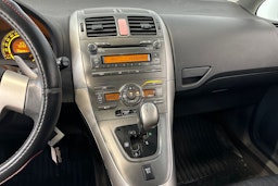 sininen Toyota Auris 2008 kuva 18.