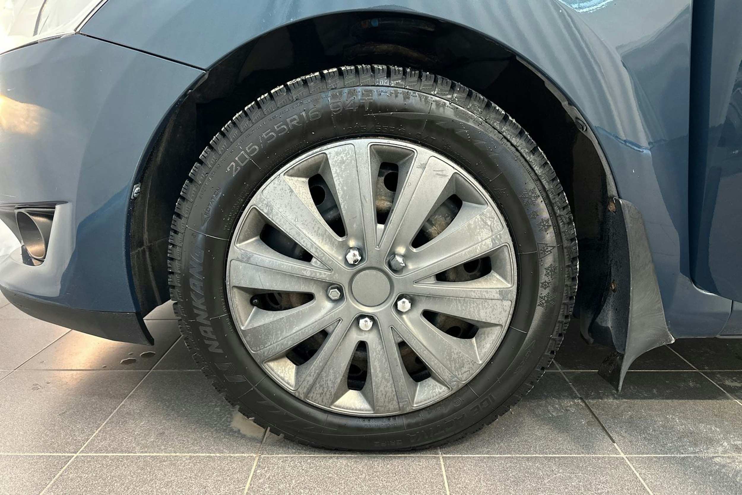 sininen Toyota Auris 2008 kuva 19.