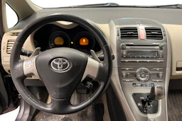 Harmaa Toyota Auris 2008 kuva 9.