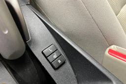 Harmaa Toyota Auris 2008 kuva 17.