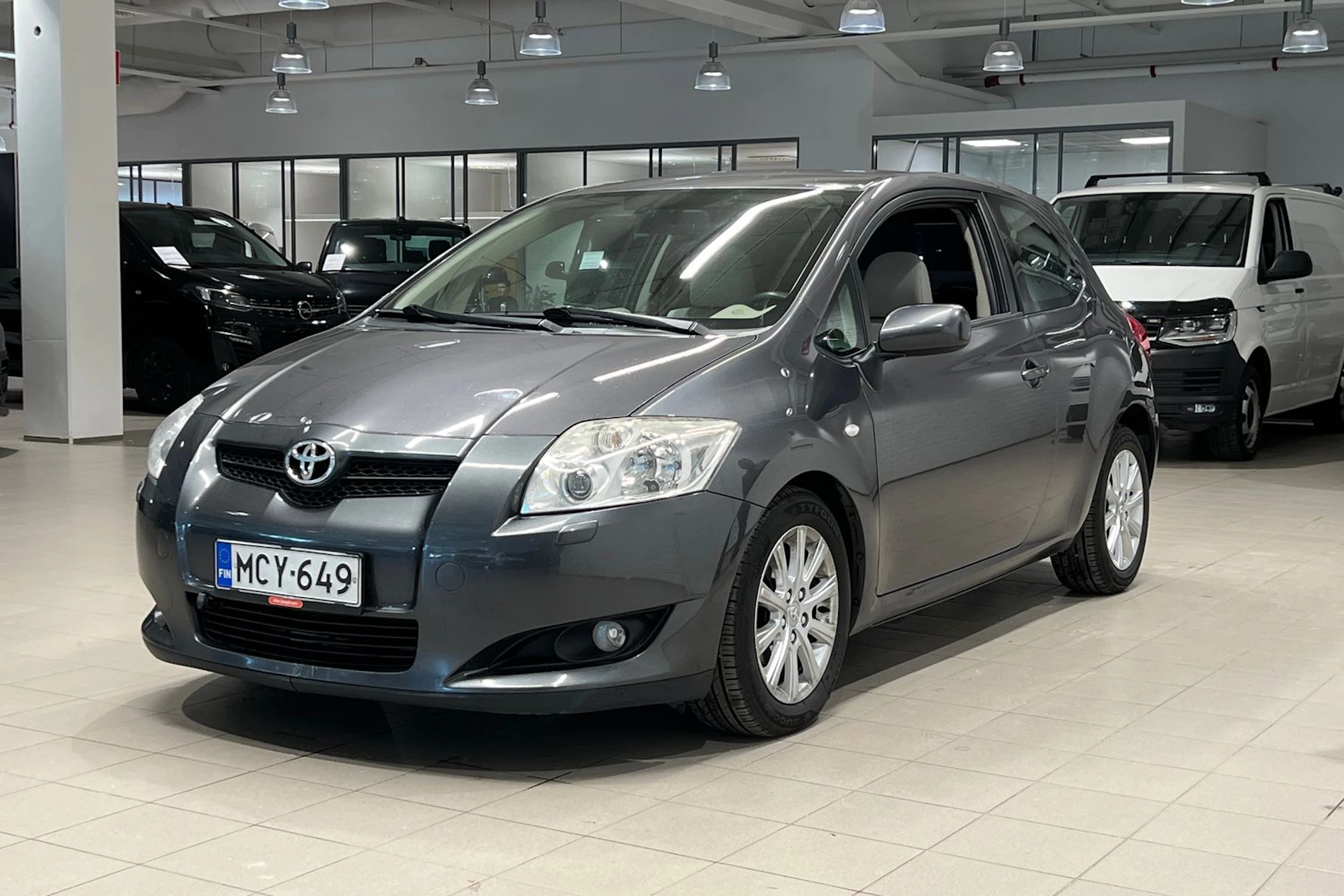 Harmaa Toyota Auris 2008 kuva 19.