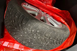 Harmaa Toyota Auris 2008 kuva 24.