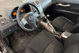 harmaa Toyota Auris 2008 kuva 7.