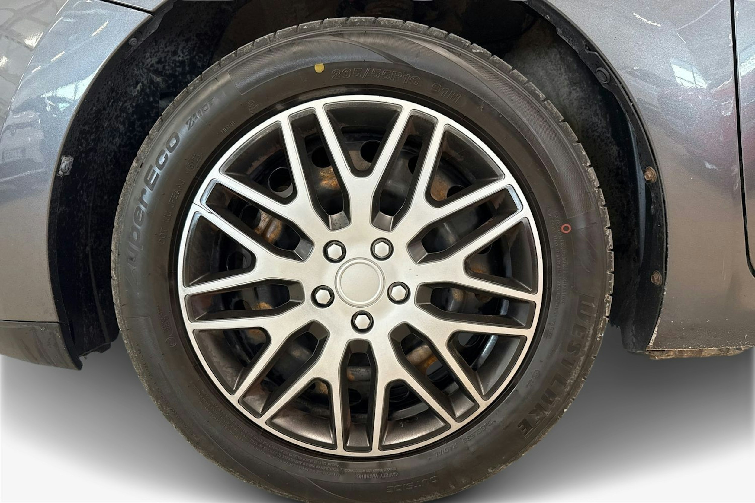 harmaa Toyota Auris 2008 kuva 11.