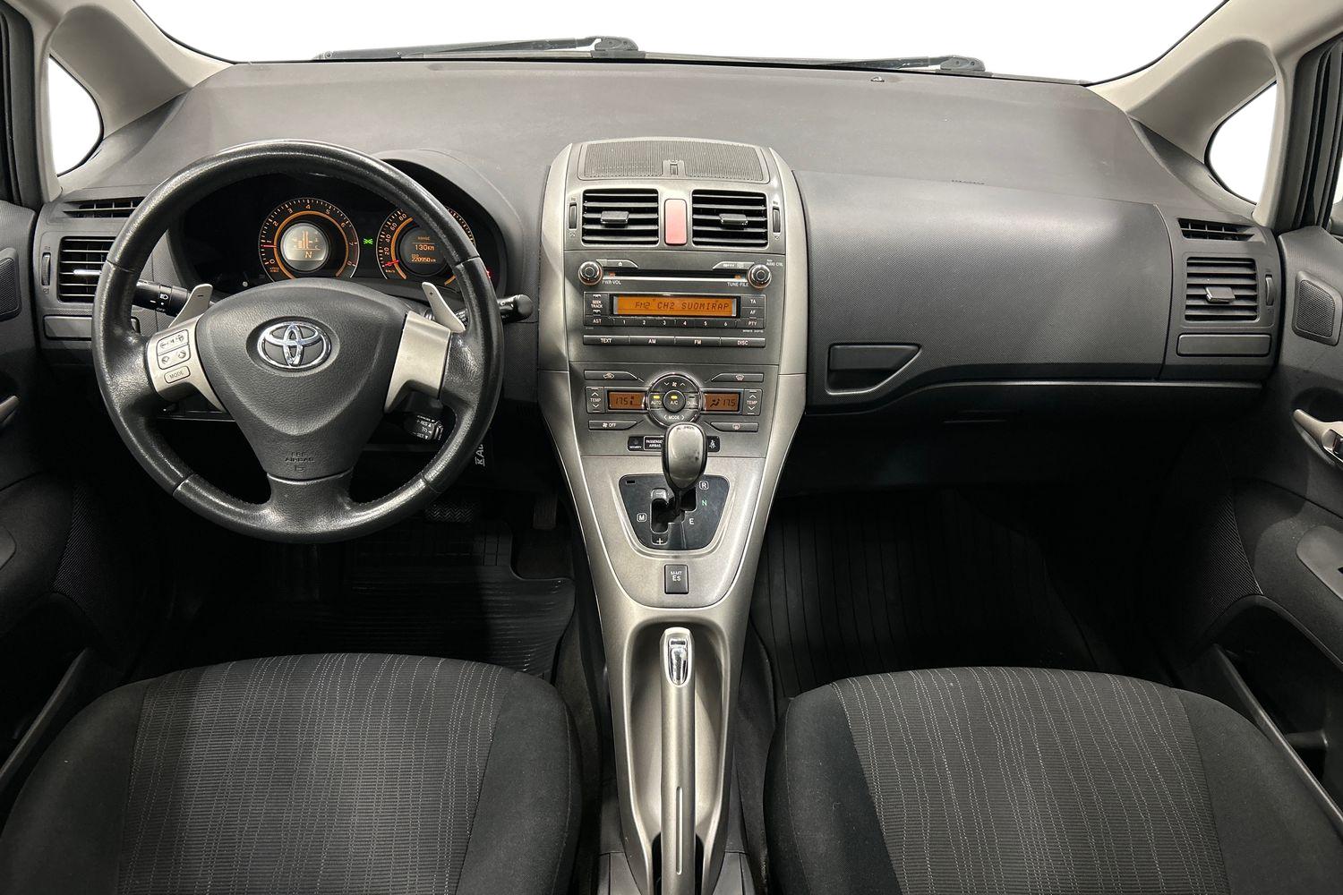 Toyota Auris 2008, kuva 7/17