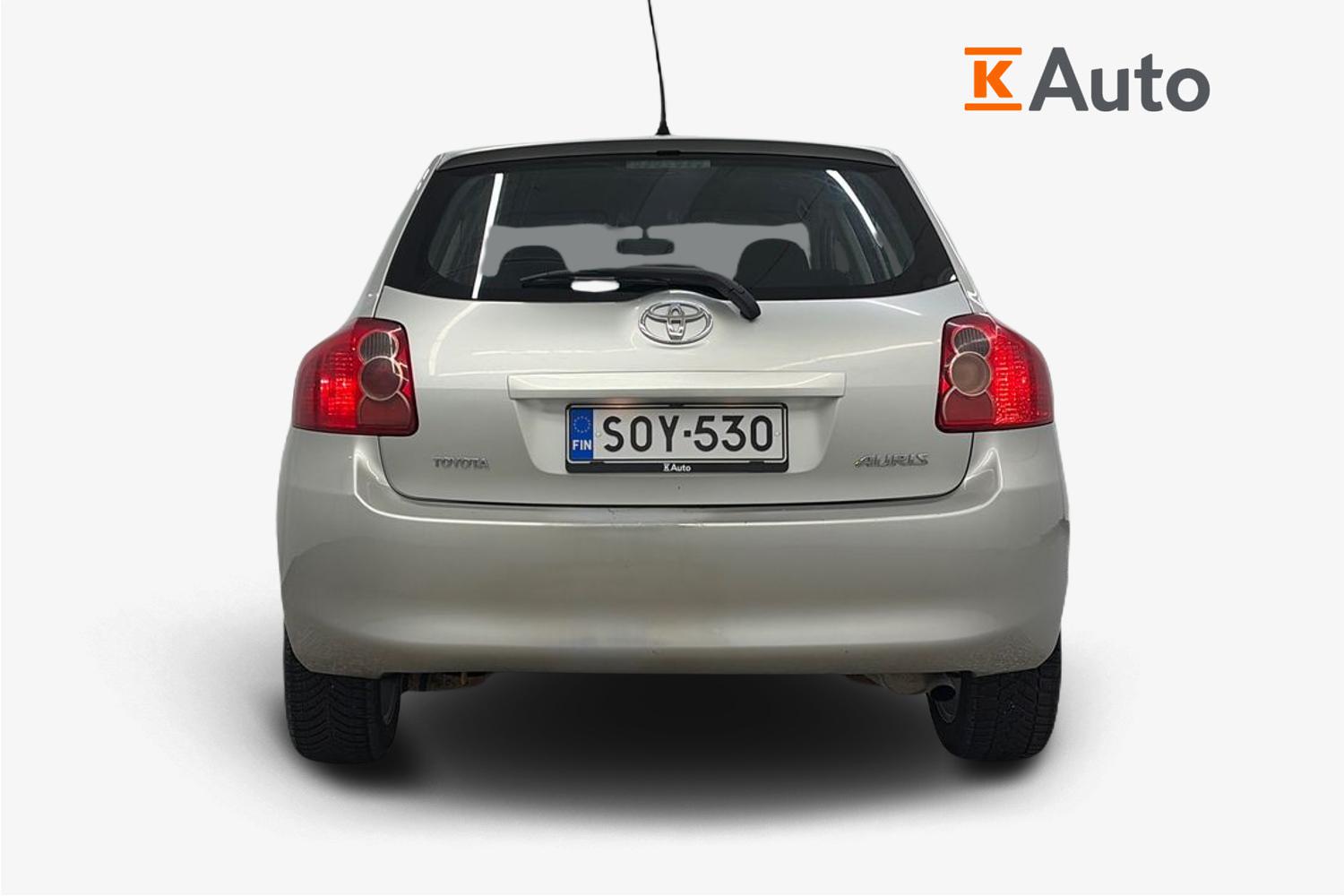 Toyota Auris 2008, photo 3/19