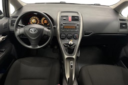 Harmaa Toyota Auris 2009 kuva 9.