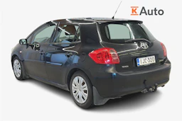 musta Toyota Auris 2009 kuva 2.