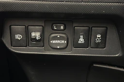 musta Toyota Auris 2009 kuva 11.