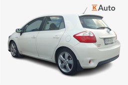 valkoinen Toyota Auris 2010 kuva 2.
