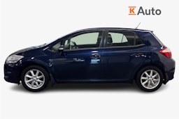 sininen Toyota Auris 2010 kuva 5.