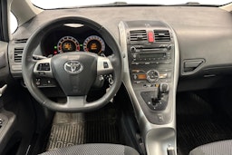 sininen Toyota Auris 2010 kuva 7.