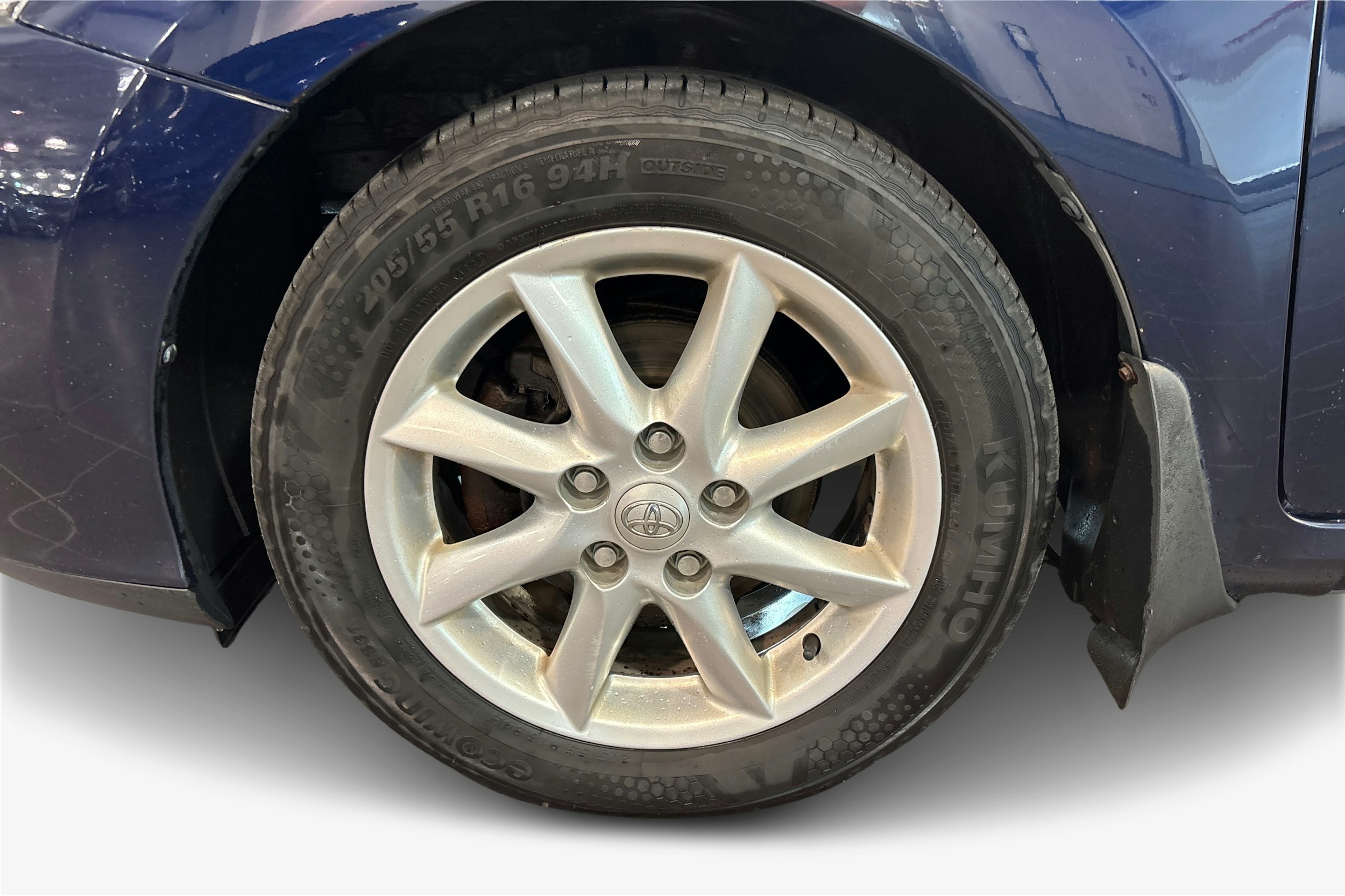 sininen Toyota Auris 2010 kuva 9.