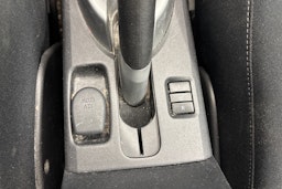 sininen Toyota Auris 2010 kuva 16.