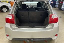hopea Toyota Auris 2010 kuva 19.