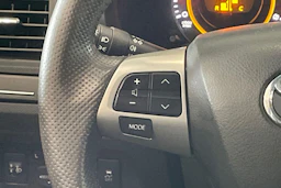 harmaa Toyota Auris 2010 kuva 15.