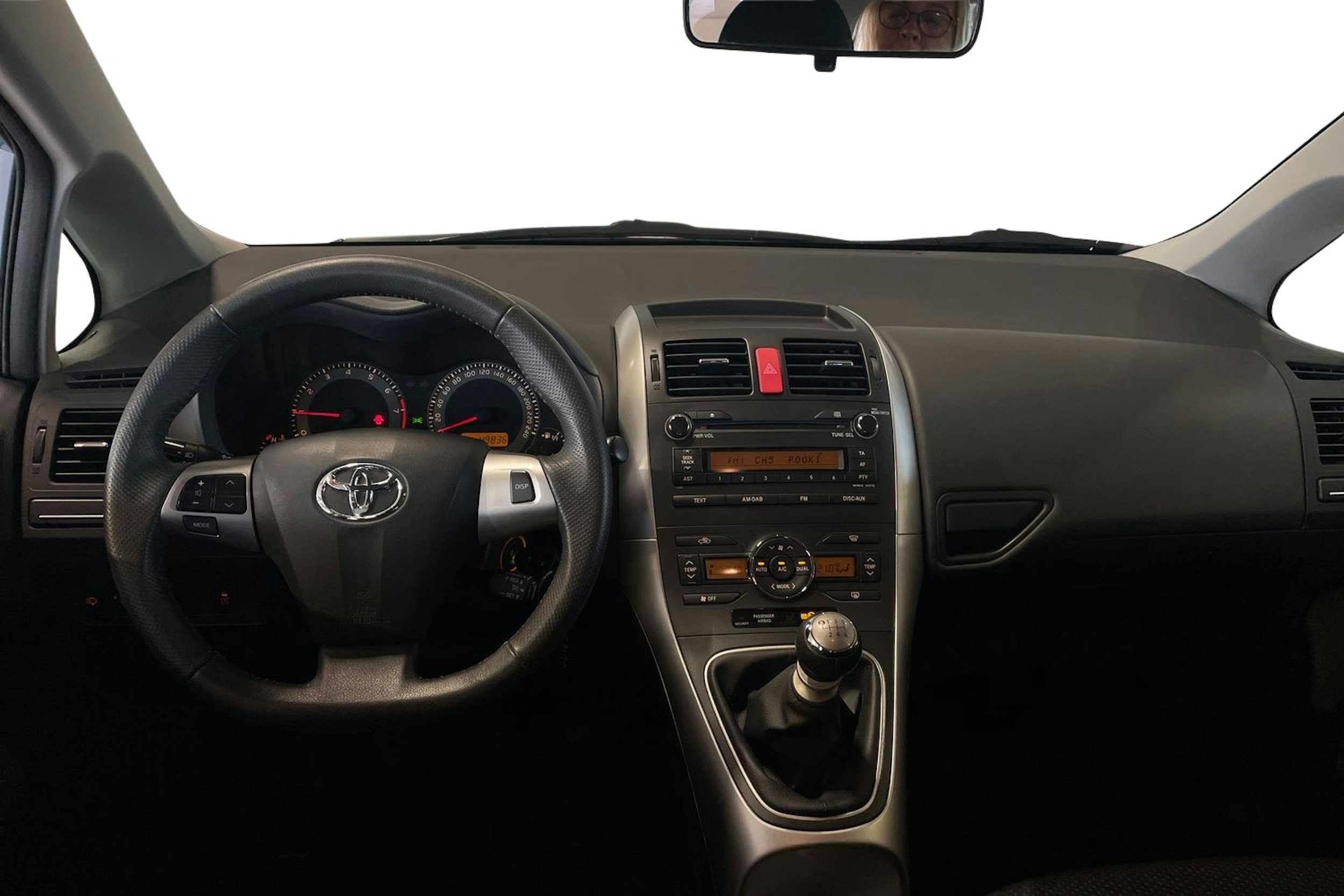 sininen Toyota Auris 2011 kuva 7.