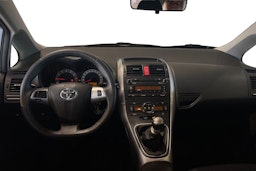 sininen Toyota Auris 2011 kuva 7.