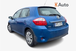sininen Toyota Auris 2011 kuva 2.