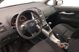 harmaa Toyota Auris 2011 kuva 7.