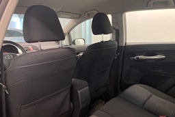 harmaa Toyota Auris 2011 kuva 14.