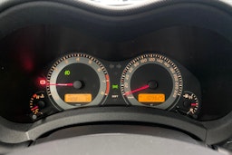 harmaa Toyota Auris 2011 kuva 17.