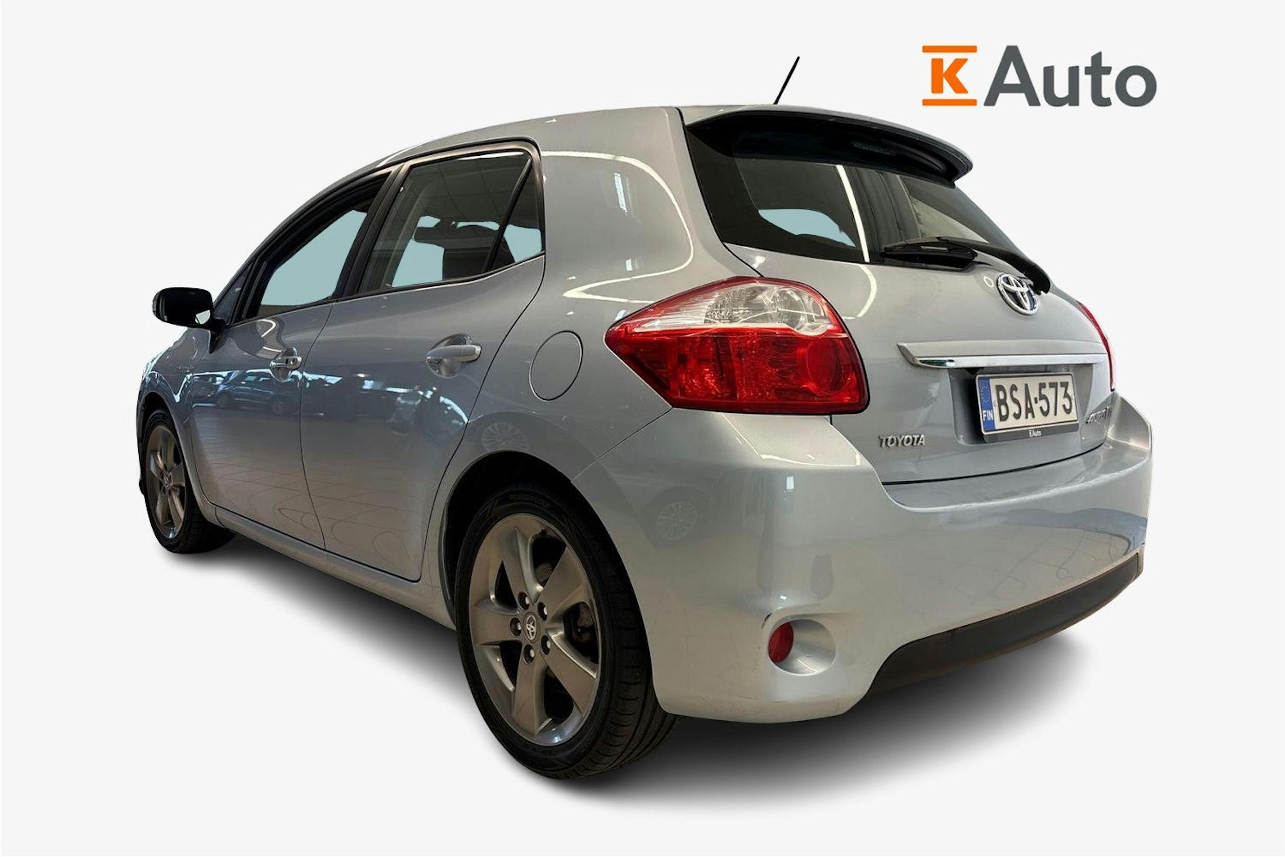 sininen Toyota Auris 2012 kuva 2.