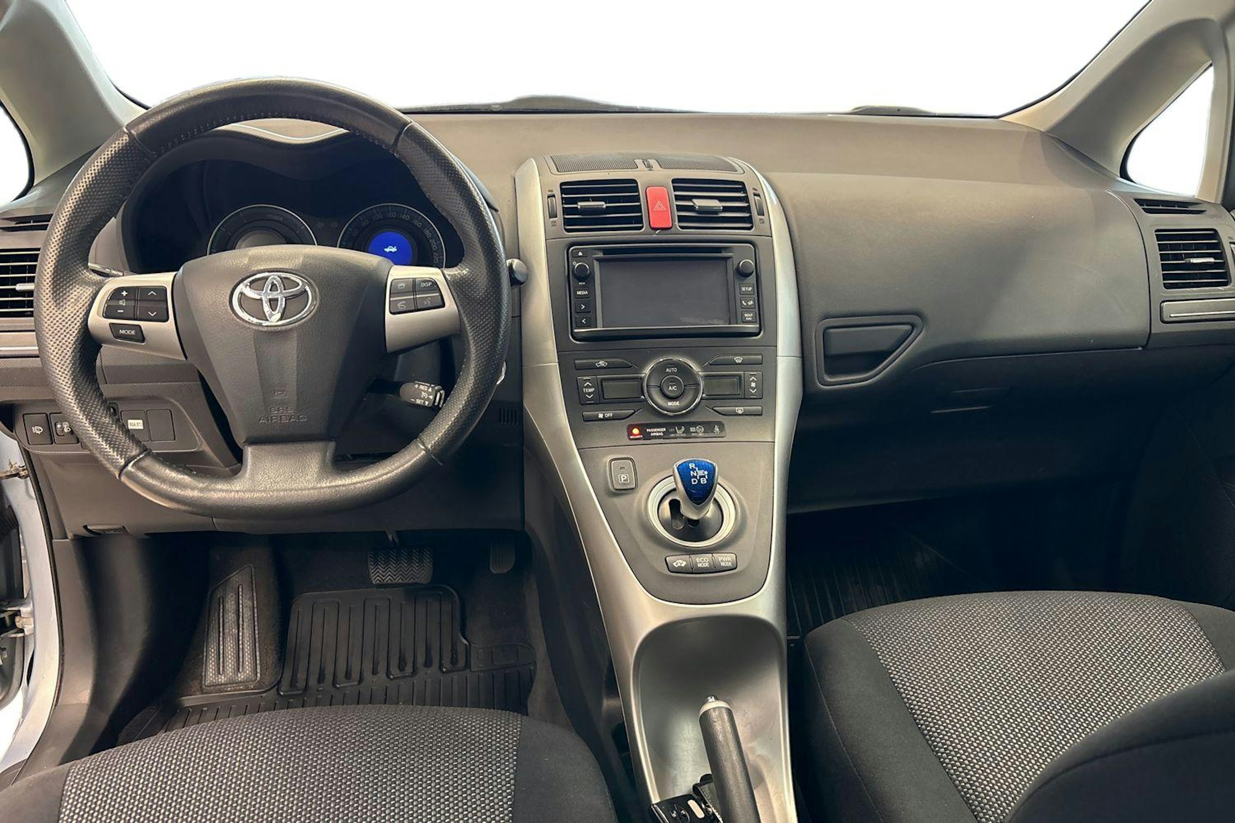 sininen Toyota Auris 2012 kuva 9.