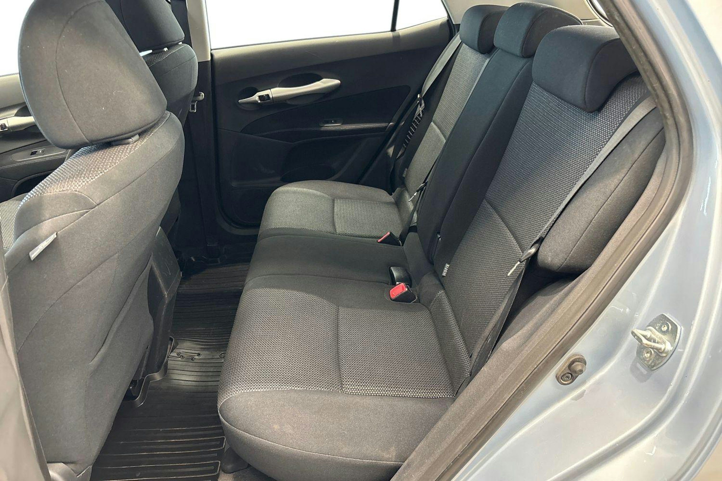 sininen Toyota Auris 2012 kuva 10.