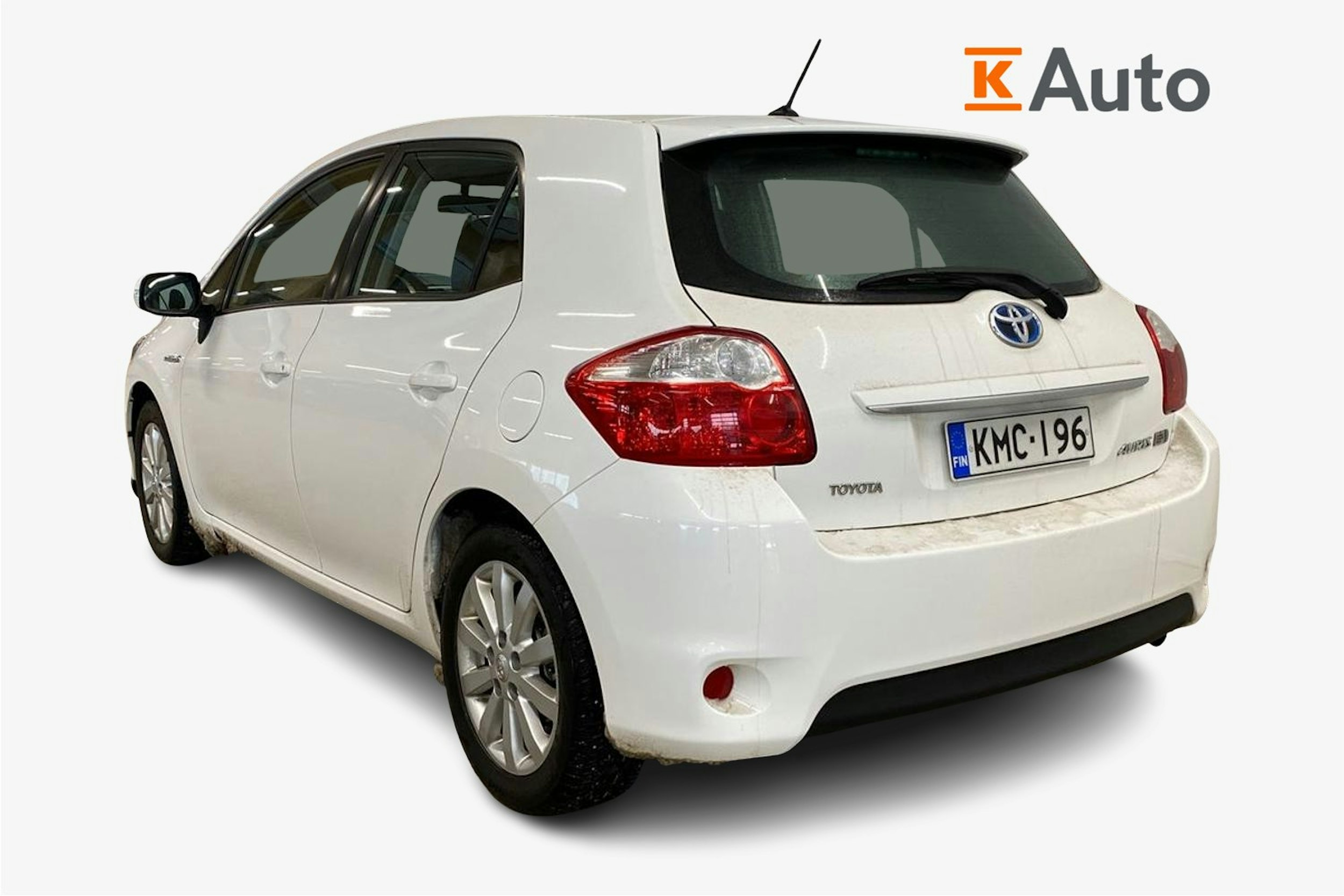 valkoinen Toyota Auris 2012 kuva 2.