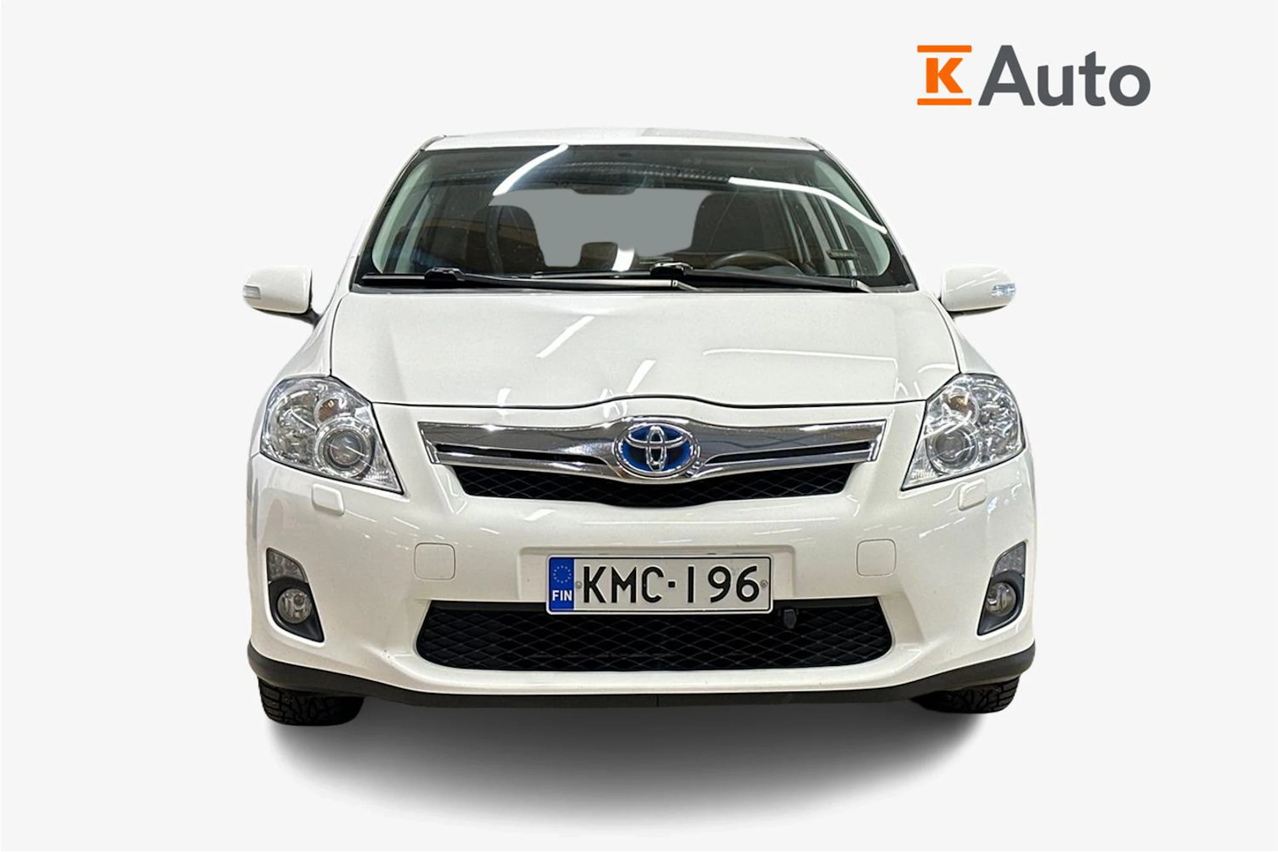 valkoinen Toyota Auris 2012 kuva 5.