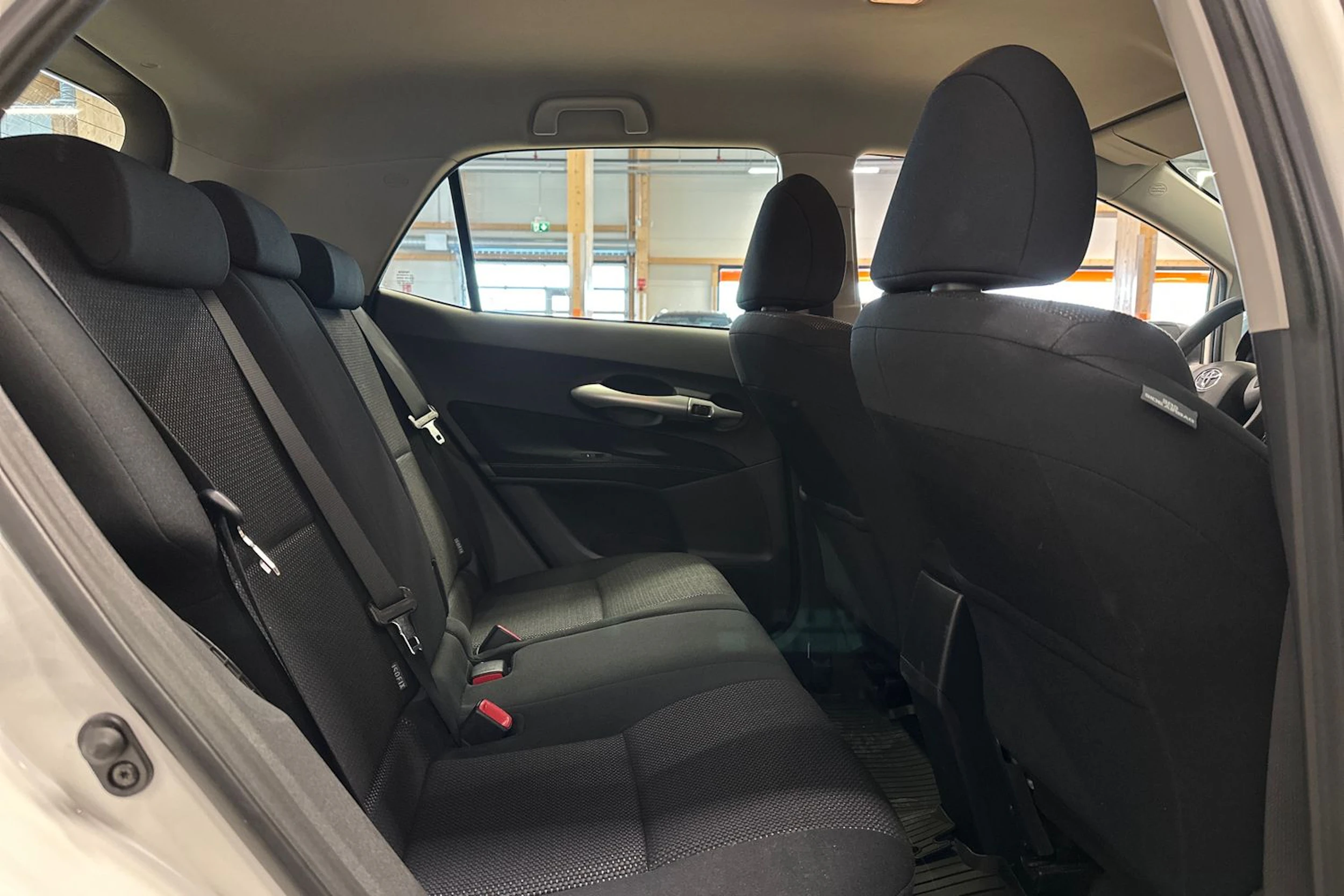 valkoinen Toyota Auris 2012 kuva 15.