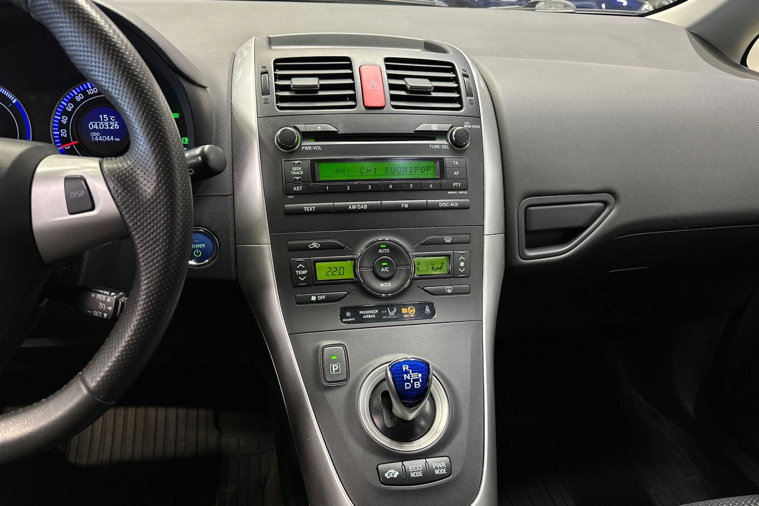 valkoinen Toyota Auris 2012 kuva 20.