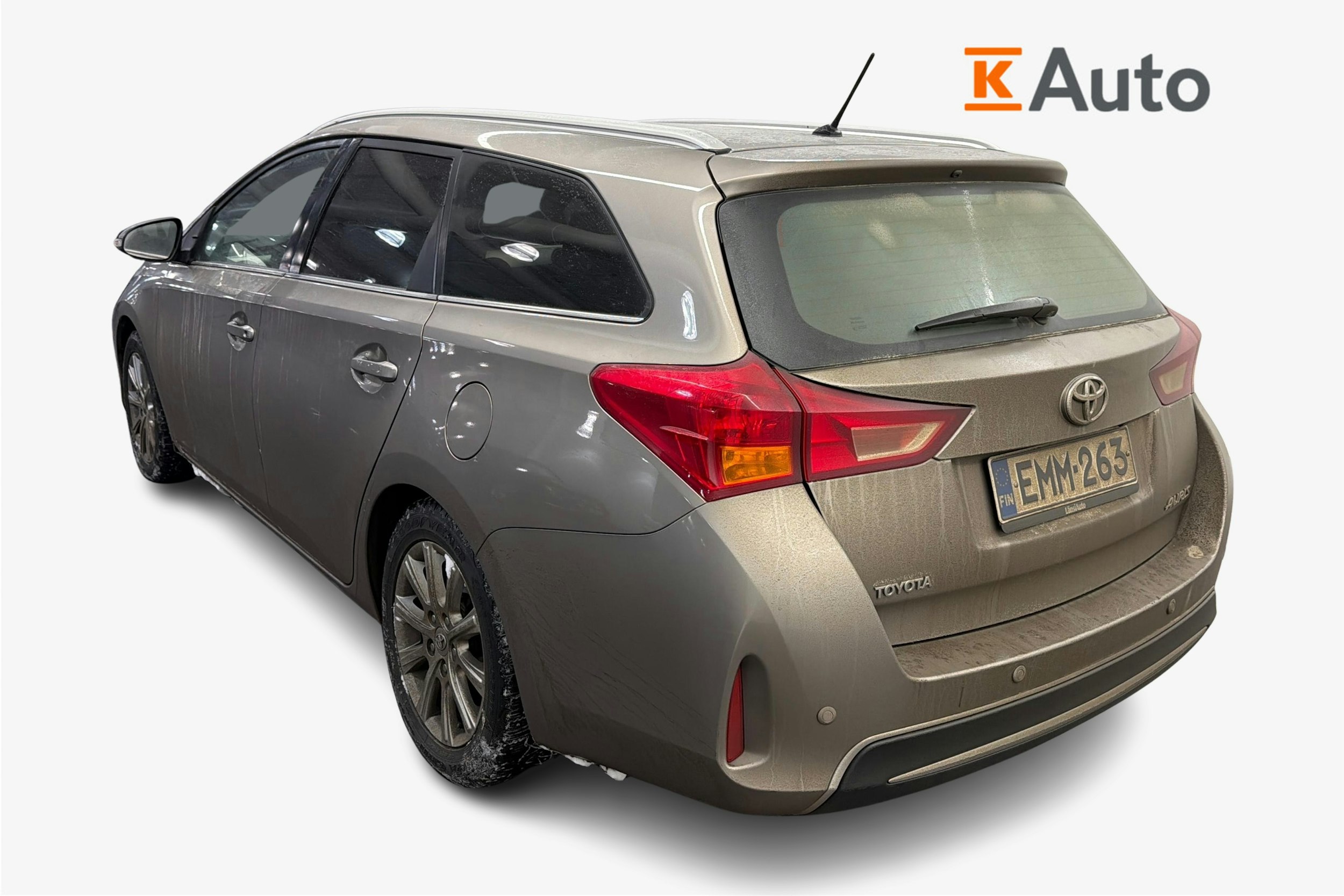 ruskea (beige) Toyota Auris 2013 kuva 2.