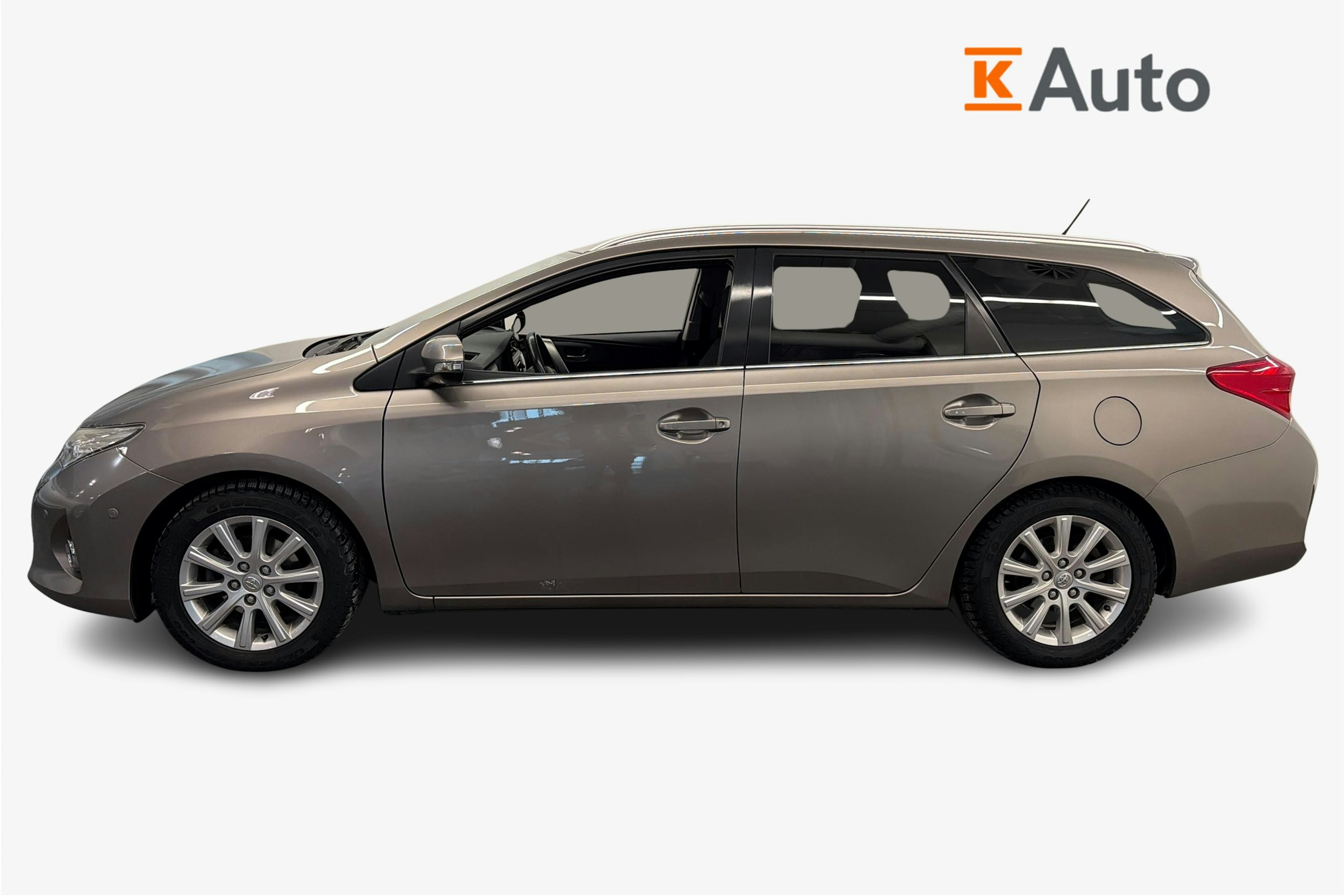 ruskea (beige) Toyota Auris 2013 kuva 6.