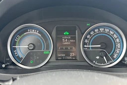 valkoinen Toyota Auris 2013 kuva 7.