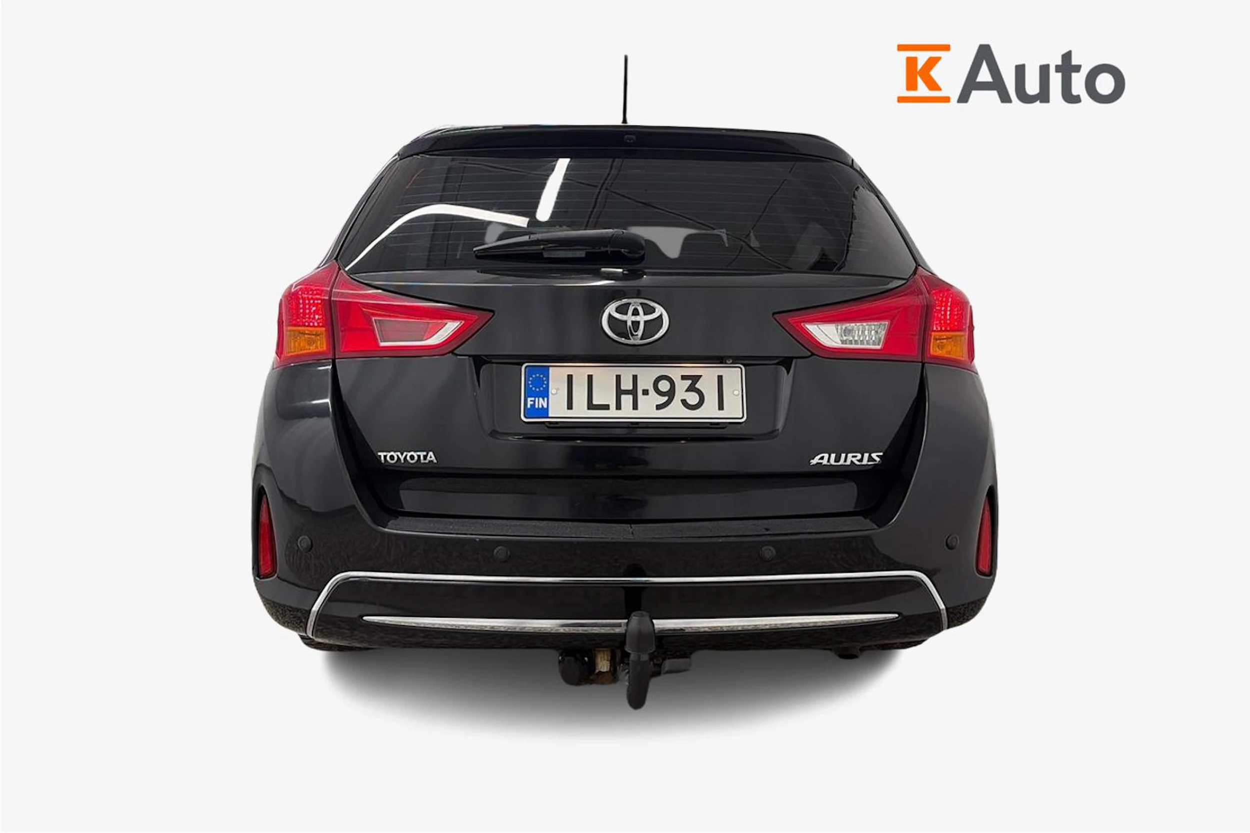 musta Toyota Auris 2013 kuva 3.